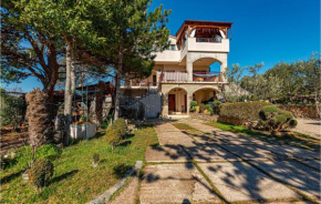 Nice apartment in Jadrtovac with 2 Bedrooms